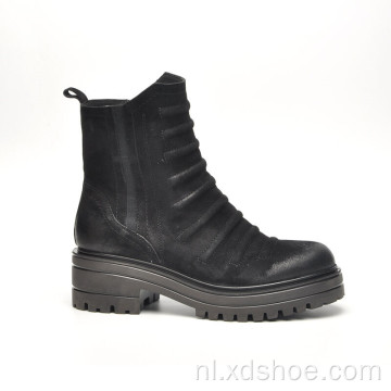 W&#39;s Moto-geïnspireerde snowboot